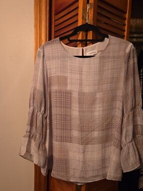 Calvin Klein Light Gray Plaid Flutter-Sleeve Blouse